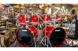YAMAHA - OCCASION OAK CUSTOM SHELLSET RED